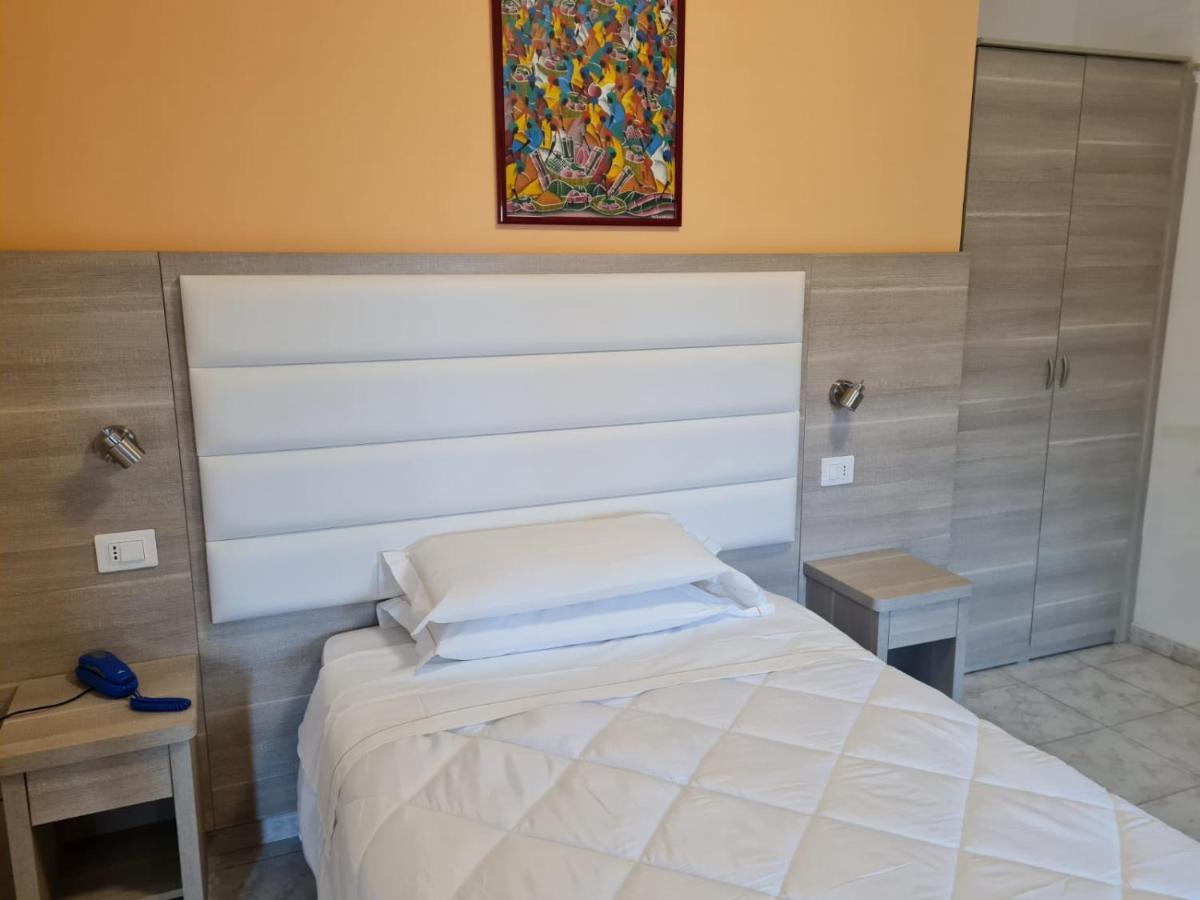 Hotel San Marco بيزارو المظهر الخارجي الصورة