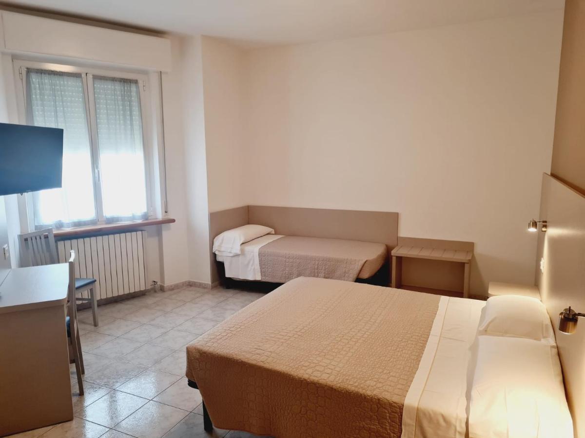 Hotel San Marco بيزارو المظهر الخارجي الصورة