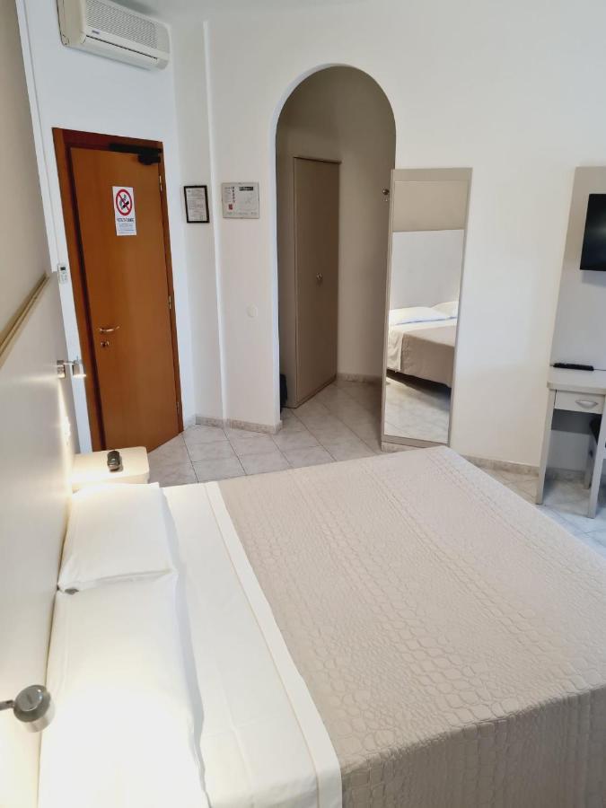Hotel San Marco بيزارو المظهر الخارجي الصورة