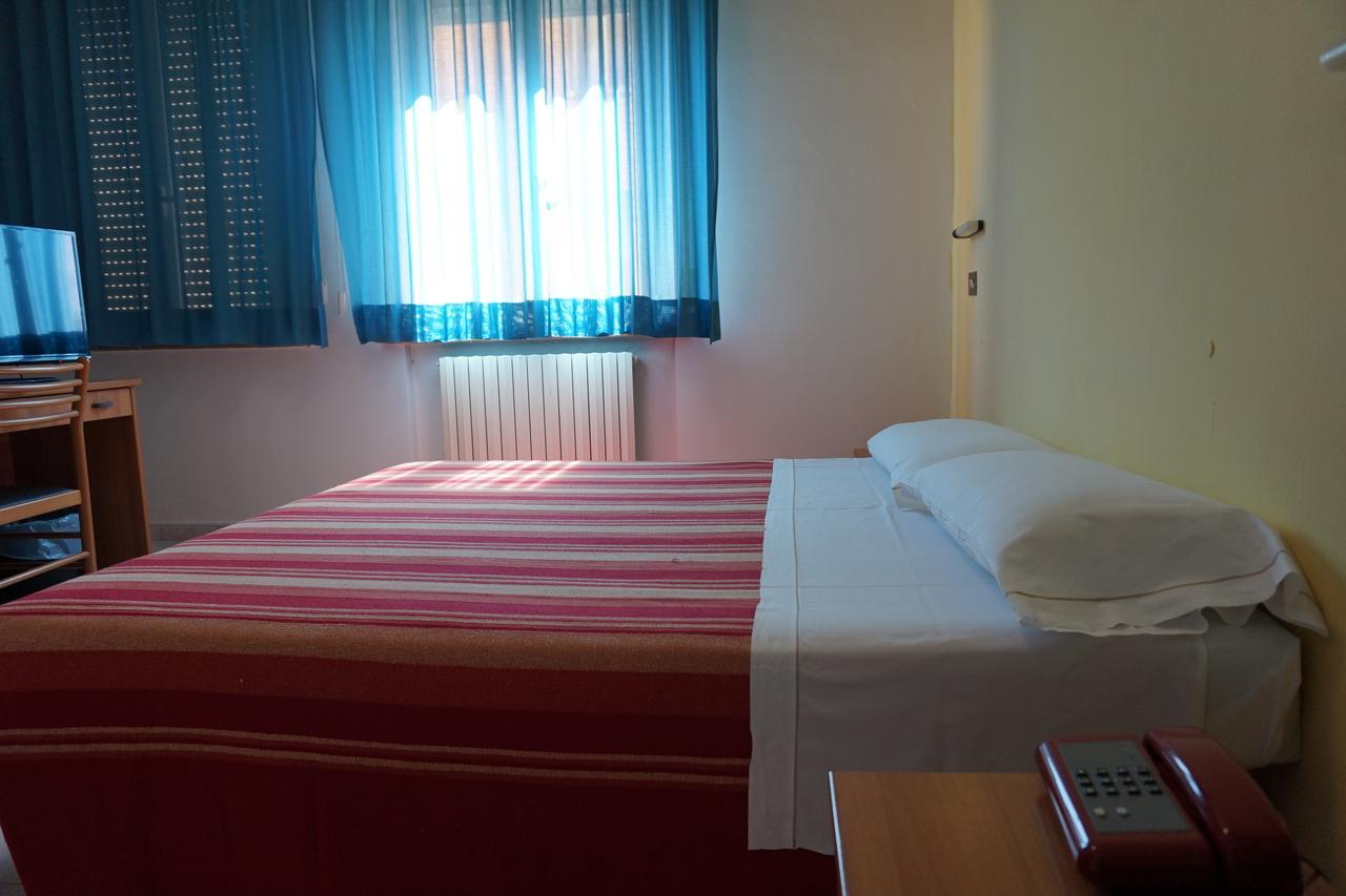 Hotel San Marco بيزارو المظهر الخارجي الصورة
