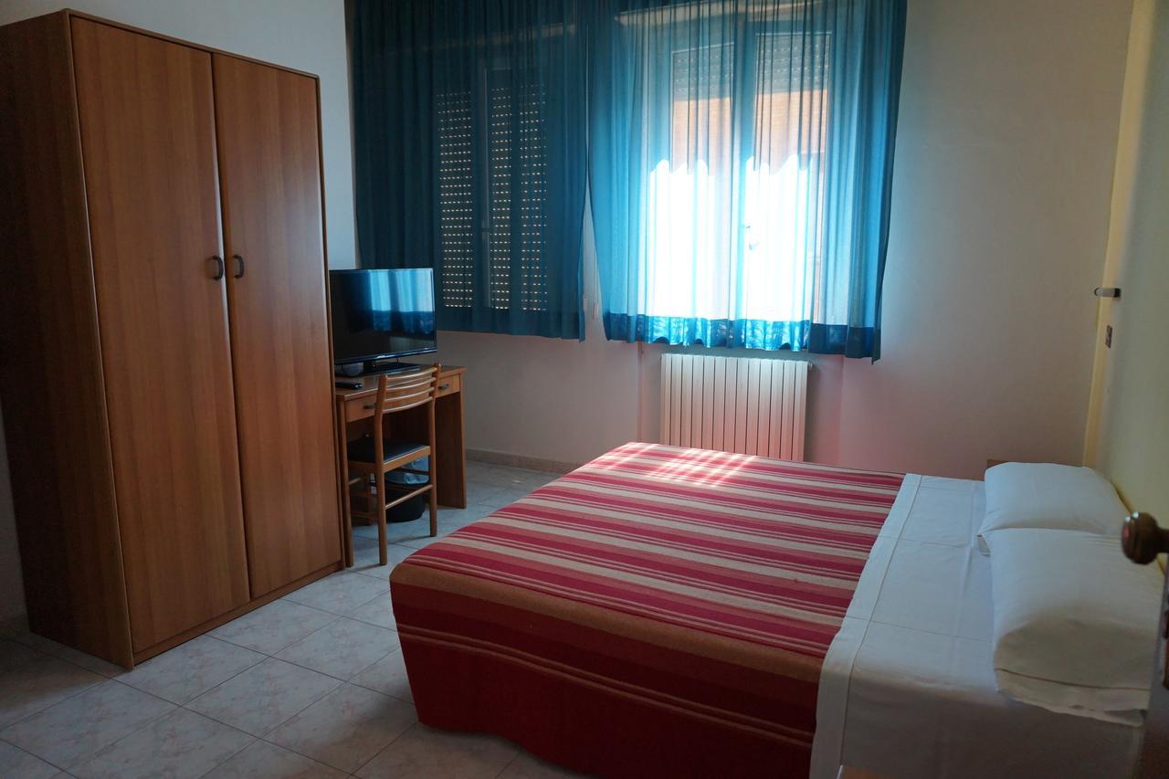 Hotel San Marco بيزارو المظهر الخارجي الصورة