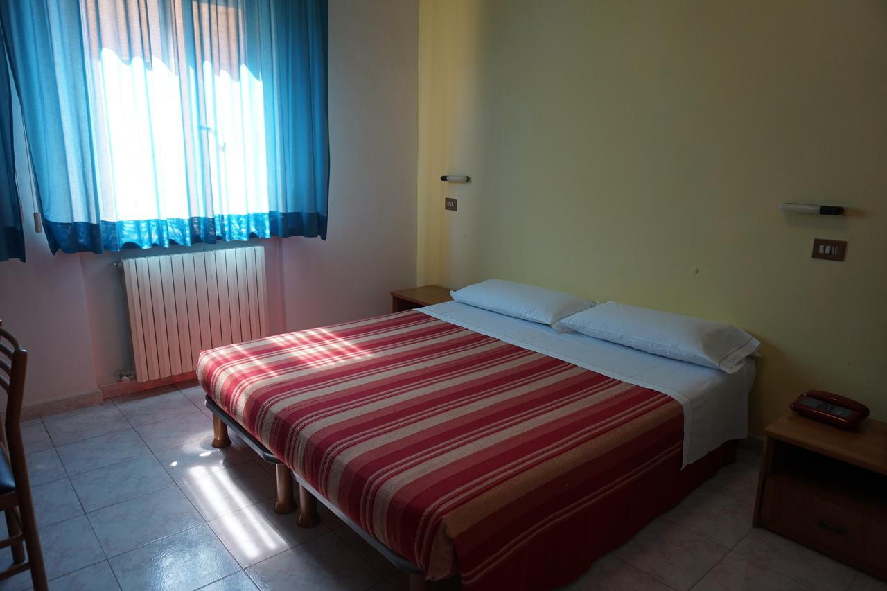 Hotel San Marco بيزارو المظهر الخارجي الصورة