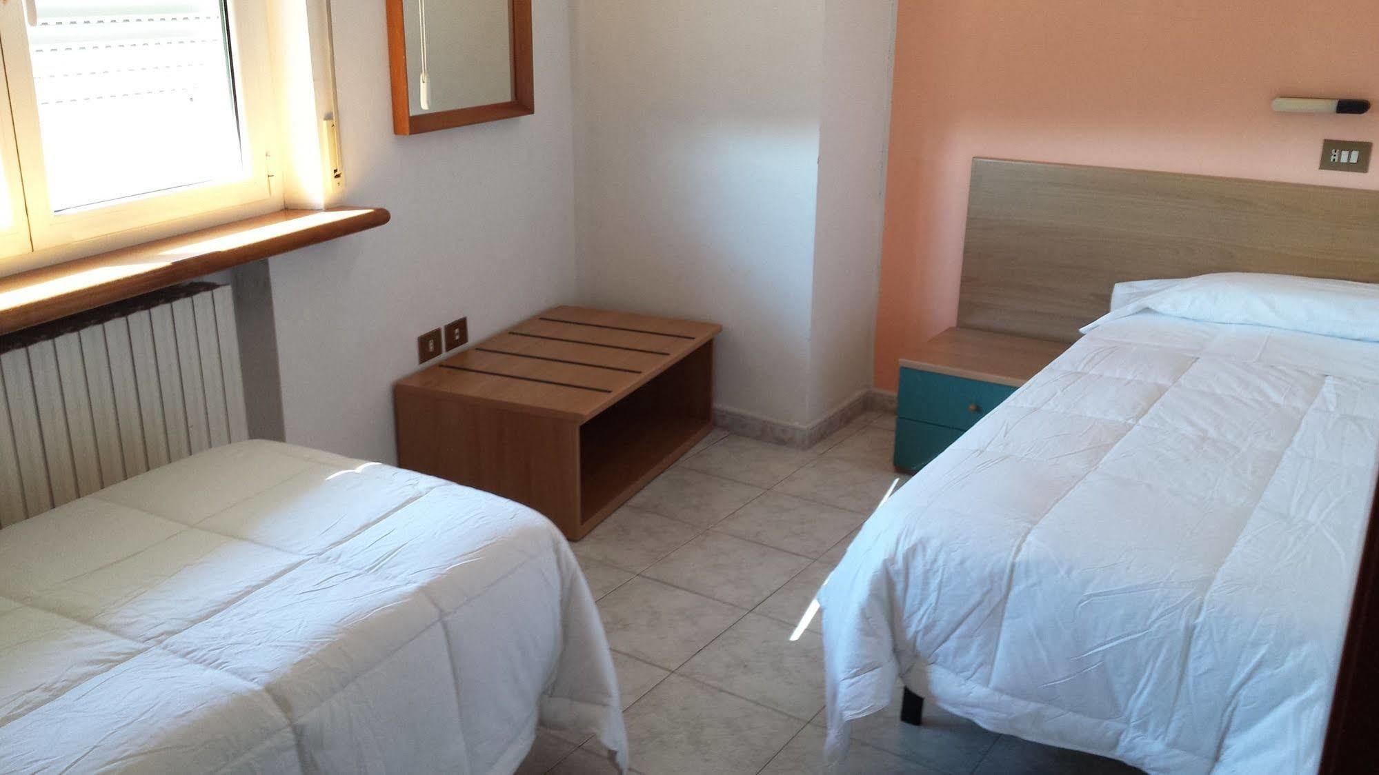 Hotel San Marco بيزارو المظهر الخارجي الصورة
